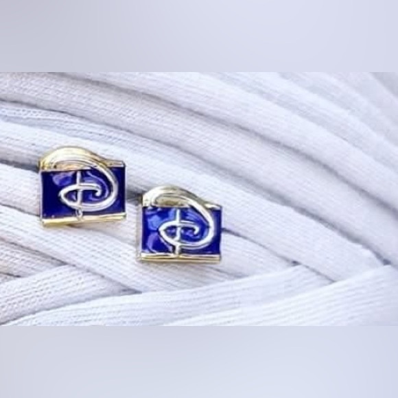 Disney Crislu Marquee Earrings - Picture 1 of 2